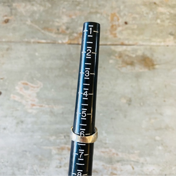 ♥️ Artisan ♥️ Vintage Sterling Silver Floral Ring - Picture 11 of 13